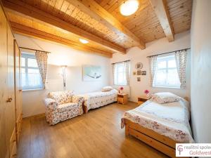 Prodej rodinného domu, Cvikov, 210 m2