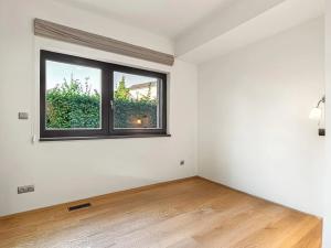 Prodej bytu 2+kk, Praha - Dolní Měcholupy, Ke dráze, 58 m2