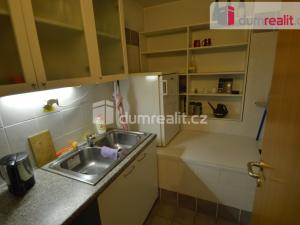 Pronájem kanceláře, Praha - Vinohrady, Záhřebská, 94 m2