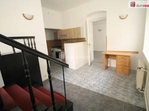 Pronájem kanceláře, Mariánské Lázně, Hlavní třída, 67 m2