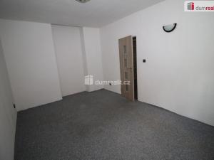 Pronájem kanceláře, Mariánské Lázně, Hlavní třída, 67 m2