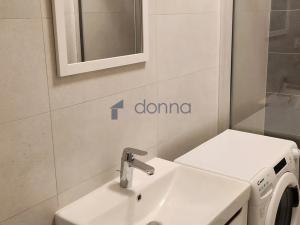 Pronájem bytu 1+1, Praha, Na mokřině, 40 m2