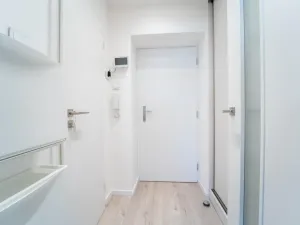 Pronájem bytu 1+1, Chvaletice, Obránců míru, 30 m2