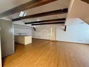 Pronájem bytu 2+kk, Kadaň, Mírové náměstí, 100 m2