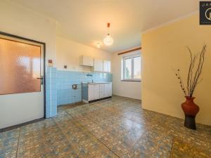 Prodej bytu 2+1, Všejany, Na Prstýnku, 71 m2