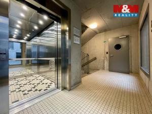 Pronájem bytu 3+kk, Praha - Košíře, Hlaváčkova, 73 m2