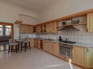 Prodej bytu 3+1, Teplice, U nádraží, 126 m2