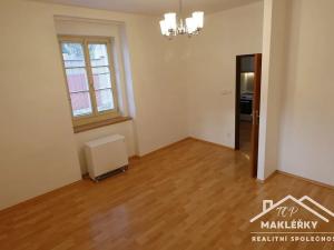Pronájem bytu 1+1, Kutná Hora, Pobřežní, 35 m2