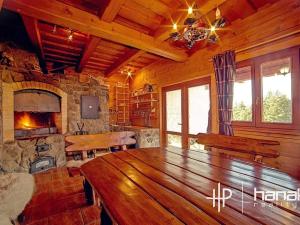 Prodej ubytování, Bílá, 517 m2