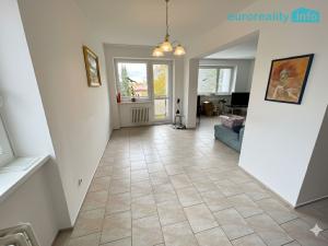 Pronájem bytu 3+1, Mariánské Lázně - Úšovice, Česká, 75 m2