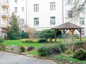 Pronájem bytu 2+kk, Hradec Králové, třída Karla IV., 69 m2