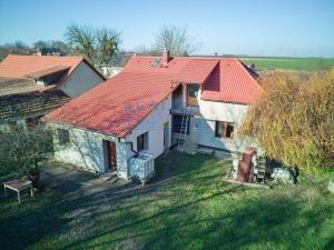 Prodej rodinného domu, Chrášťany - Chotouň, 130 m2