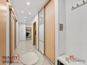 Prodej bytu 3+kk, Praha - Záběhlice, Mikanova, 95 m2