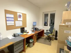 Pronájem kanceláře, Jirny, Tovární, 250 m2