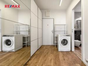 Pronájem bytu 2+kk, Praha - Vysočany, Pod Harfou, 55 m2