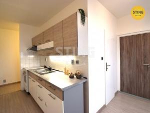 Pronájem bytu 3+1, Zlín, L. Váchy, 66 m2