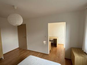 Pronájem bytu 3+1, Pardubice, Štrossova, 79 m2