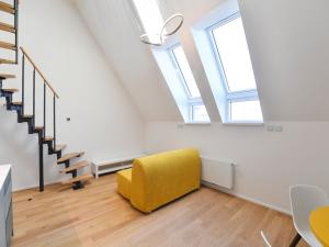 Pronájem bytu 2+kk, Praha - Holešovice, U průhonu, 44 m2