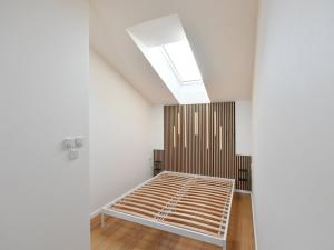 Pronájem bytu 2+kk, Praha - Holešovice, U průhonu, 44 m2