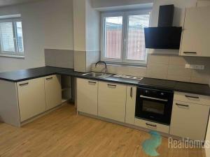 Pronájem bytu 2+kk, Trhové Sviny, Pekárenská, 63 m2