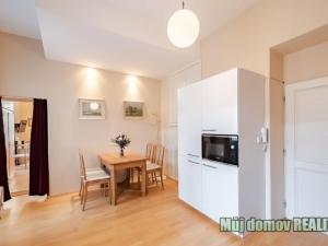 Pronájem bytu 1+1, Praha - Nové Město, Štěpánská, 45 m2