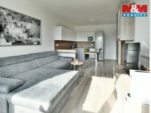 Prodej bytu 2+kk, Praha - Dolní Měcholupy, Františka Jansy, 58 m2