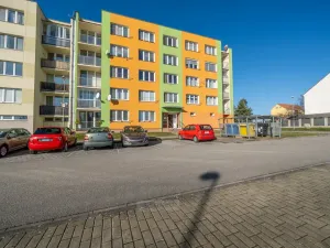 Prodej bytu 1+1, České Velenice, Sídliště na Sadech, 43 m2