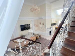 Prodej atypického bytu, Praha - Josefov, 181 m2