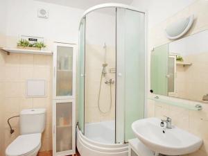 Prodej bytu 3+1, Úpice, Národní, 50 m2