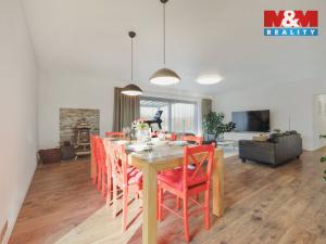 Prodej rodinného domu, Loukovec, 213 m2