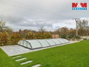 Prodej rodinného domu, Loukovec, 213 m2