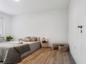 Prodej bytu 2+1, Brno - Židenice, Došlíkova, 48 m2