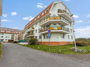 Prodej kanceláře, Praha - Suchdol, K Horoměřicům, 64 m2