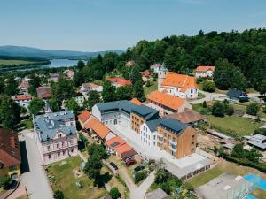 Prodej bytu 3+kk, Horní Planá, Náměstí, 83 m2