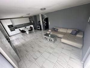 Prodej rodinného domu, Sulice, K Hájku, 185 m2