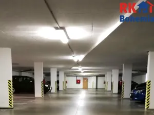 Pronájem garážového stání, Mladá Boleslav, U Kasáren, 16 m2