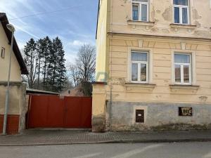 Prodej bytu 2+1, České Velenice, Komenského, 80 m2