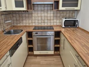 Pronájem bytu 3+1, Kolín - Kolín IV, Jateční, 72 m2