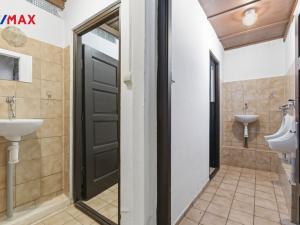 Prodej ubytování, Nová Role - Mezirolí, 795 m2