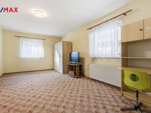 Prodej ubytování, Nová Role - Mezirolí, 795 m2