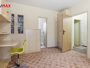 Prodej ubytování, Nová Role - Mezirolí, 795 m2