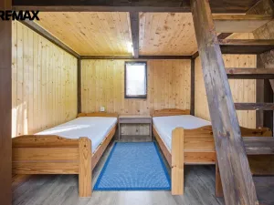 Prodej ubytování, Nová Role - Mezirolí, 795 m2