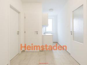 Pronájem bytu 1+kk, Ostrava - Poruba, Hlavní třída, 26 m2