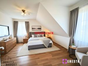 Prodej rodinného domu, Velké Přílepy, Smetanova, 270 m2