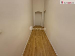 Pronájem bytu 1+1, Praha - Smíchov, Na Valentince, 35 m2