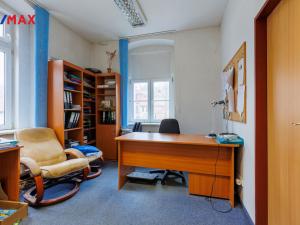 Prodej výrobních prostor, Karlovy Vary - Rybáře, Sokolovská, 1766 m2