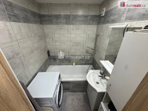 Pronájem bytu 2+1, Děčín - Děčín II-Nové Město, Kamenická, 62 m2