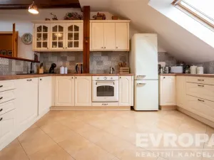 Prodej rodinného domu, Praha - Lipence, Josefa Houdka, 958 m2