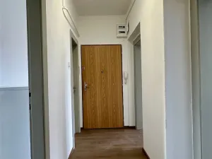 Pronájem bytu 2+1, Cheb, Májová, 63 m2