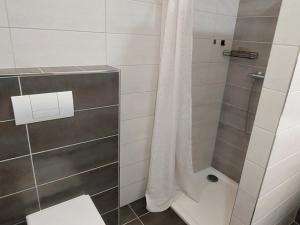 Prodej bytu 2+kk, Cheb, Na Nivách, 58 m2